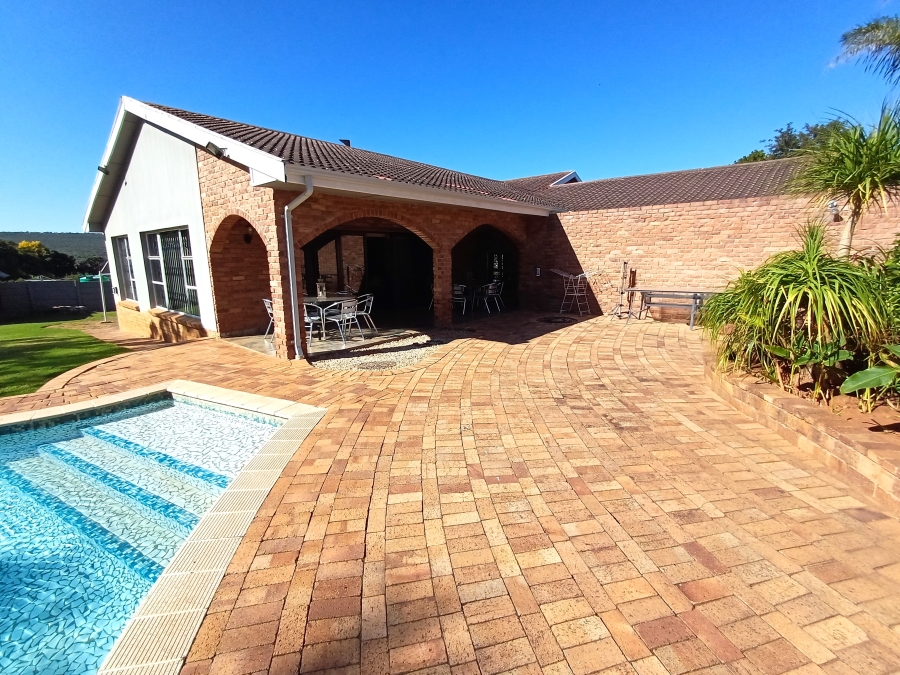 4 Bedroom Property for Sale in Vanes Estate Eastern Cape